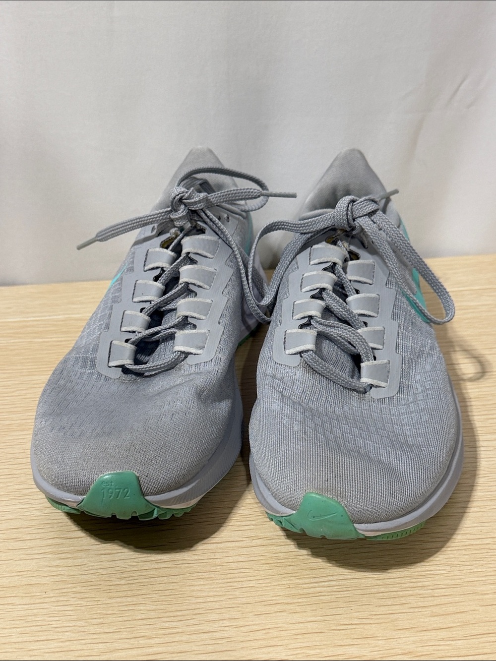Light Gray Athletic Sneakers with Mint Accents